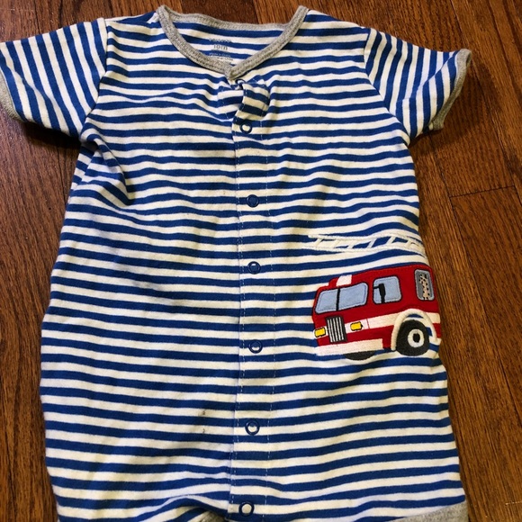 Boy 18 mos clothes bundle - Picture 5 of 8